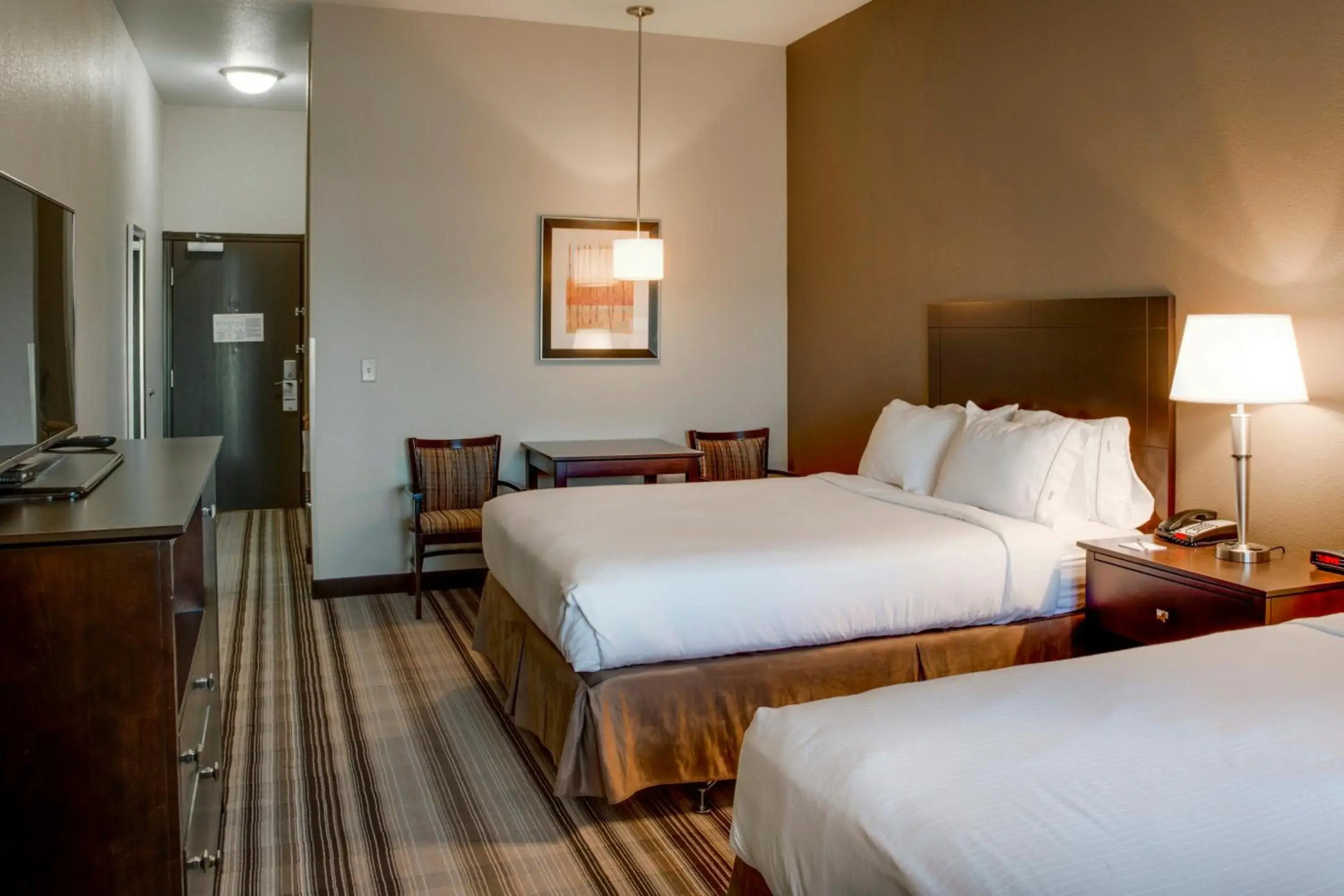 Holiday Inn Express & Suites Nevada by IHG