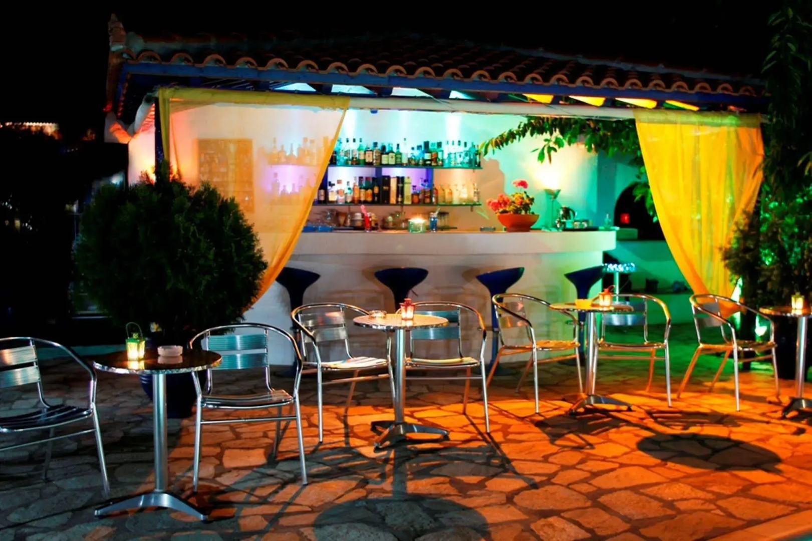 Artemis Bungalows