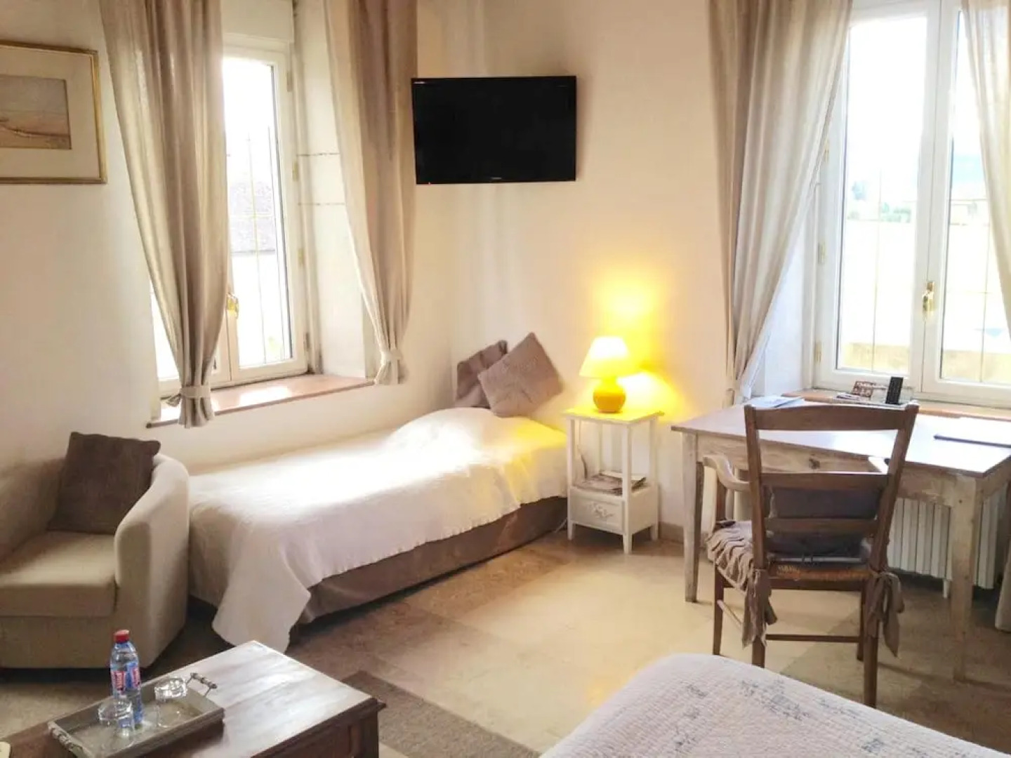 Mansion With 4 Bedrooms in LES Avenieres Veyrins Thuellin, With Wonderful Mountain View, Private Pool, Enclosed Garden