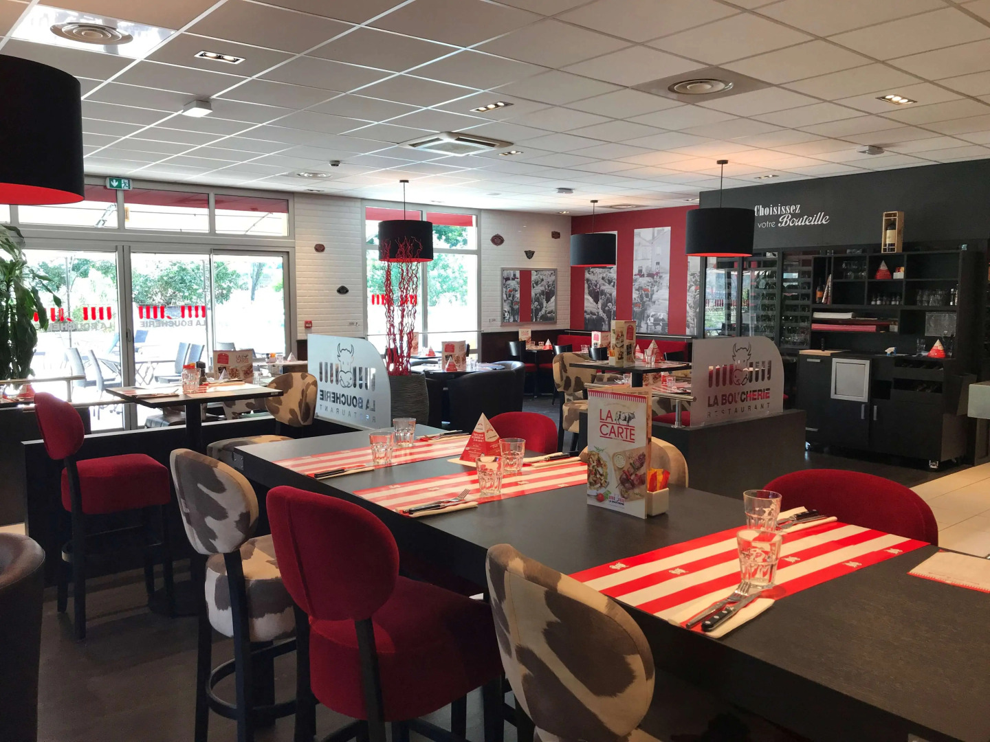 Kyriad Aix Les Milles - Plan de Campagne