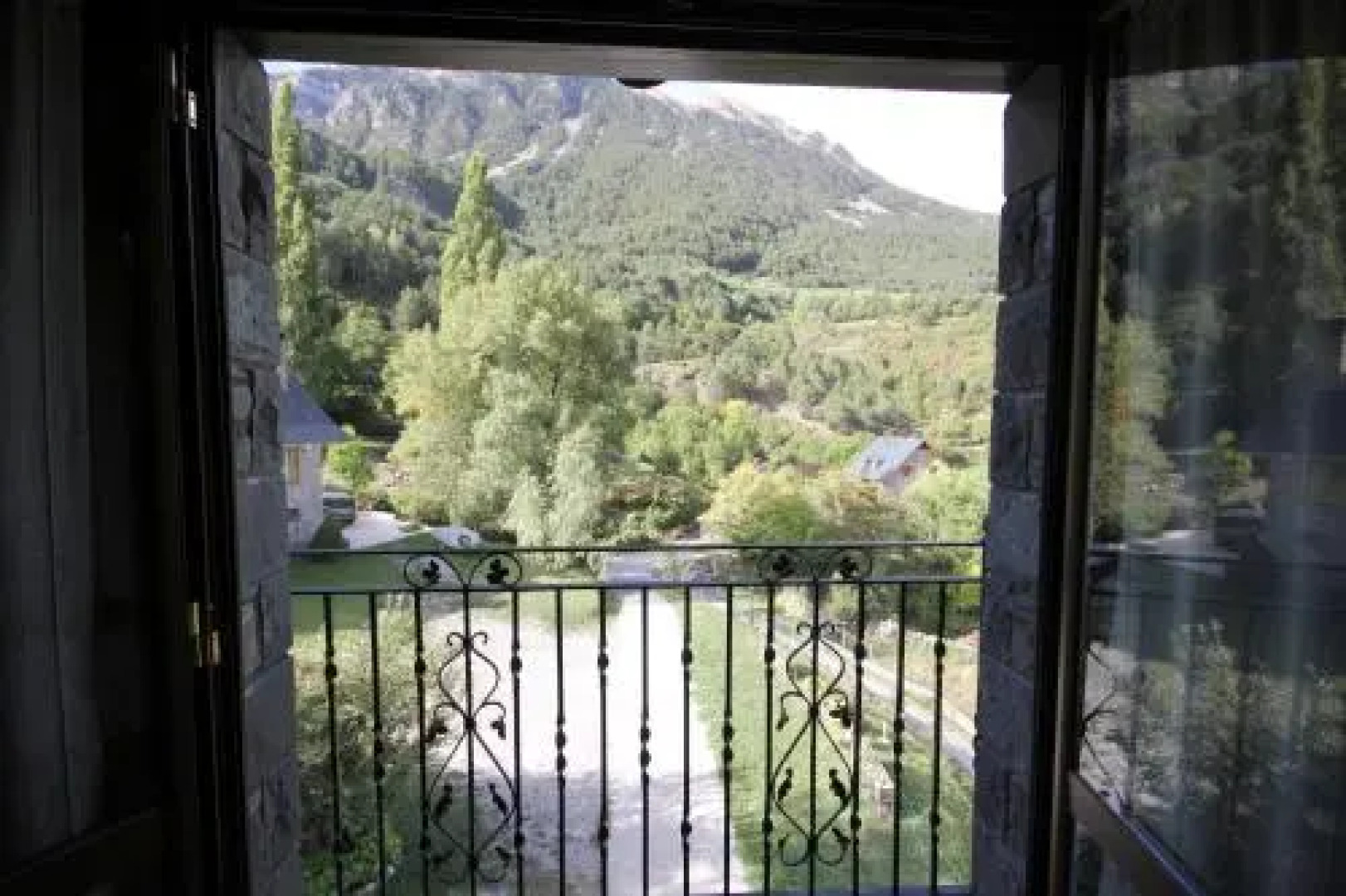 Apartamentos Miguelo, C.B