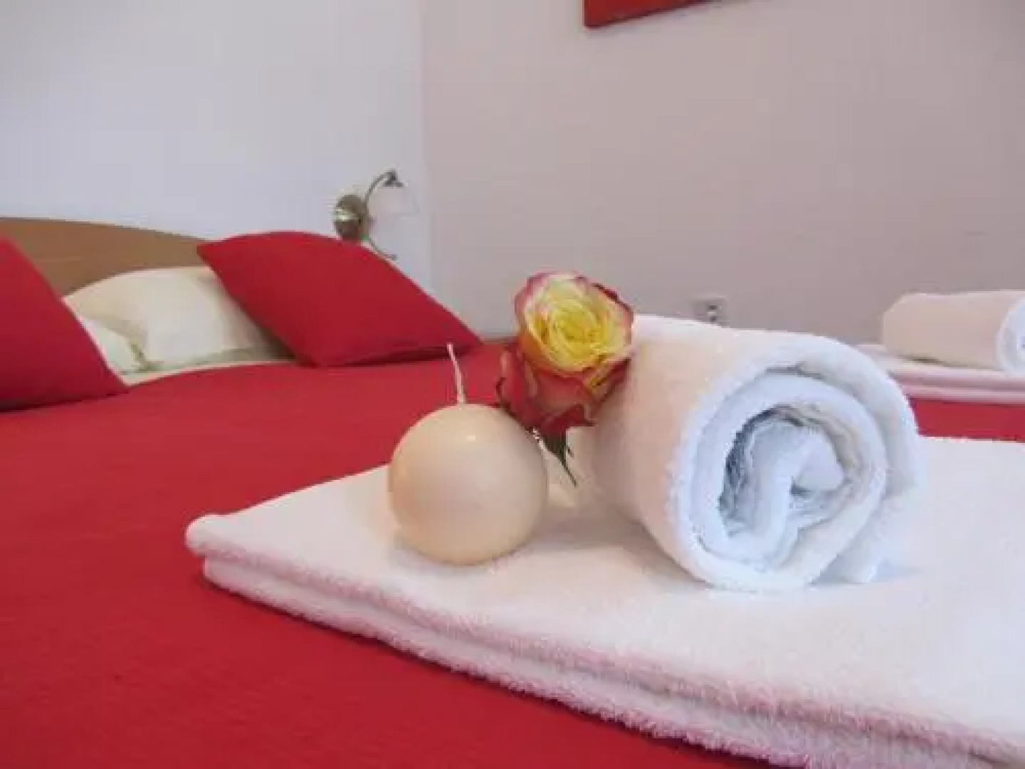 Apartments Luna Tisno