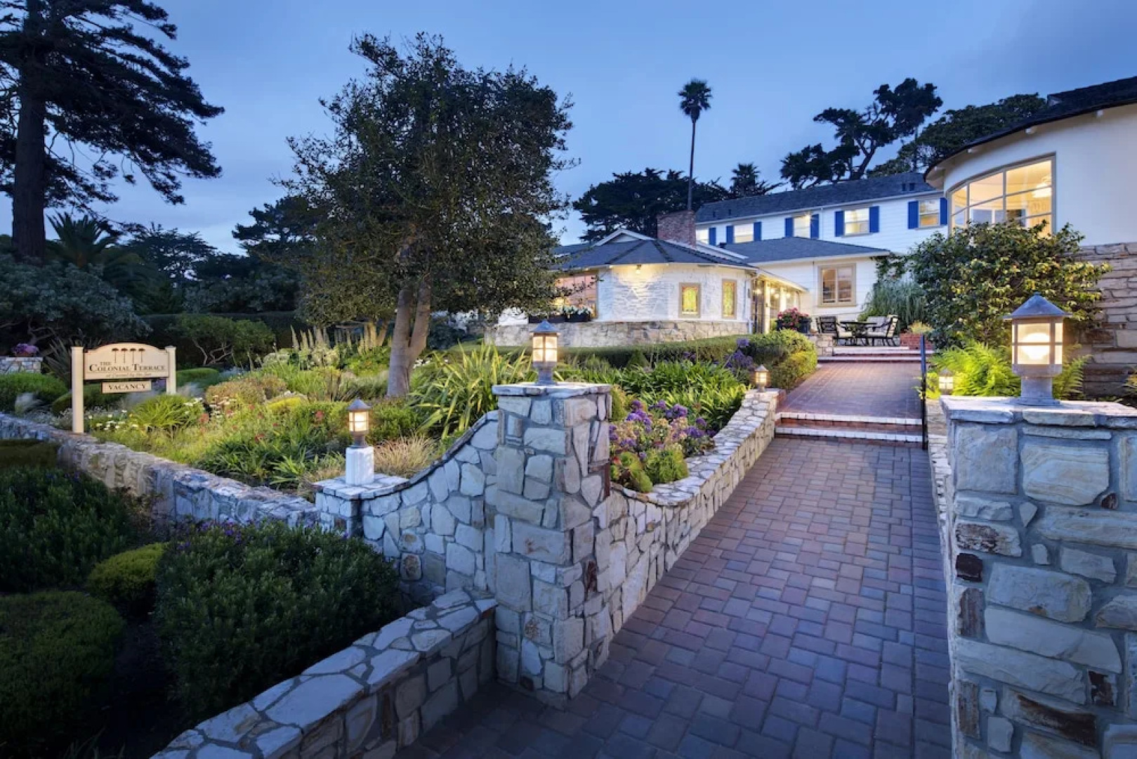 The Colonial Terrace