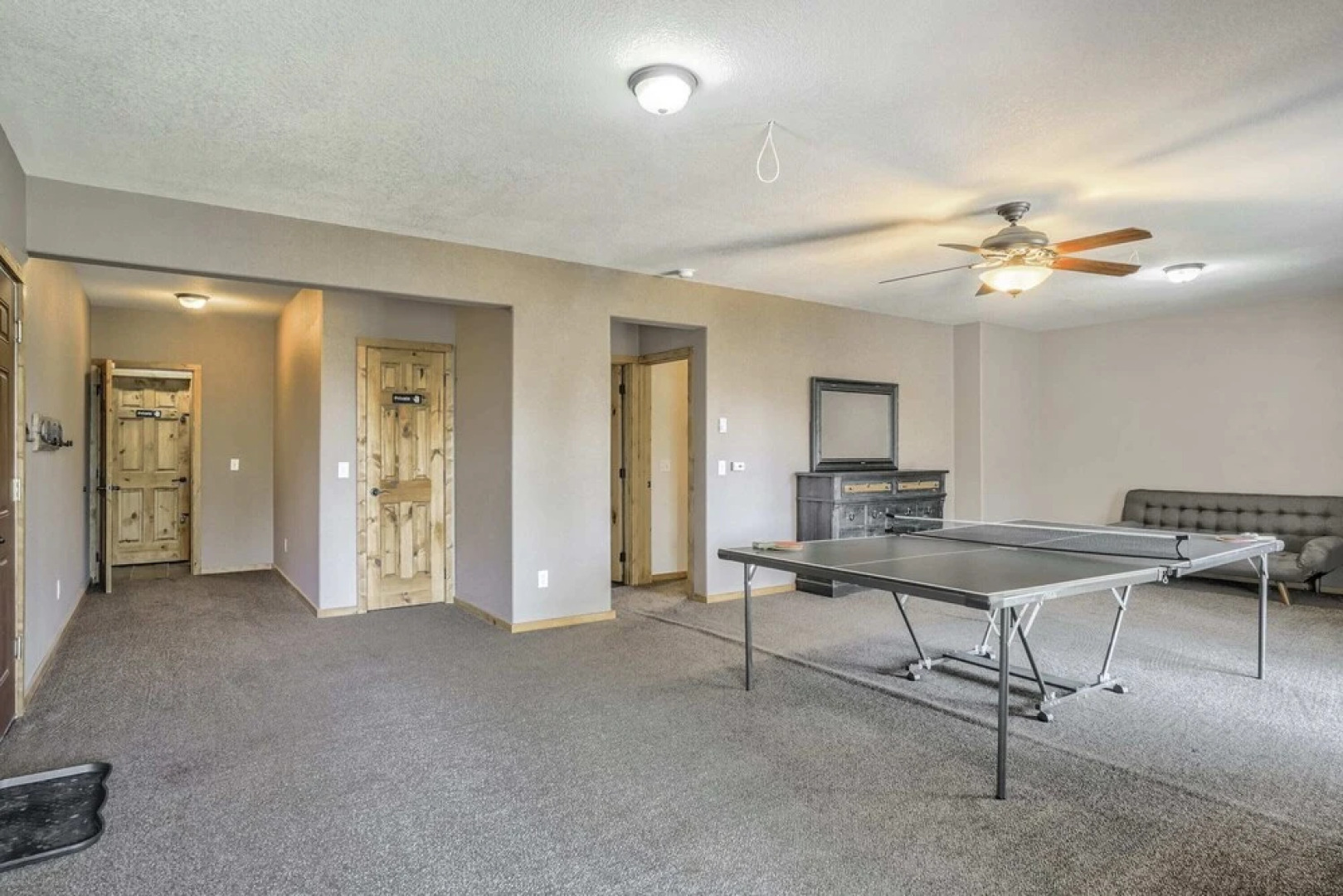 4BD Quiet Ranch Setting Historical Canyon Views