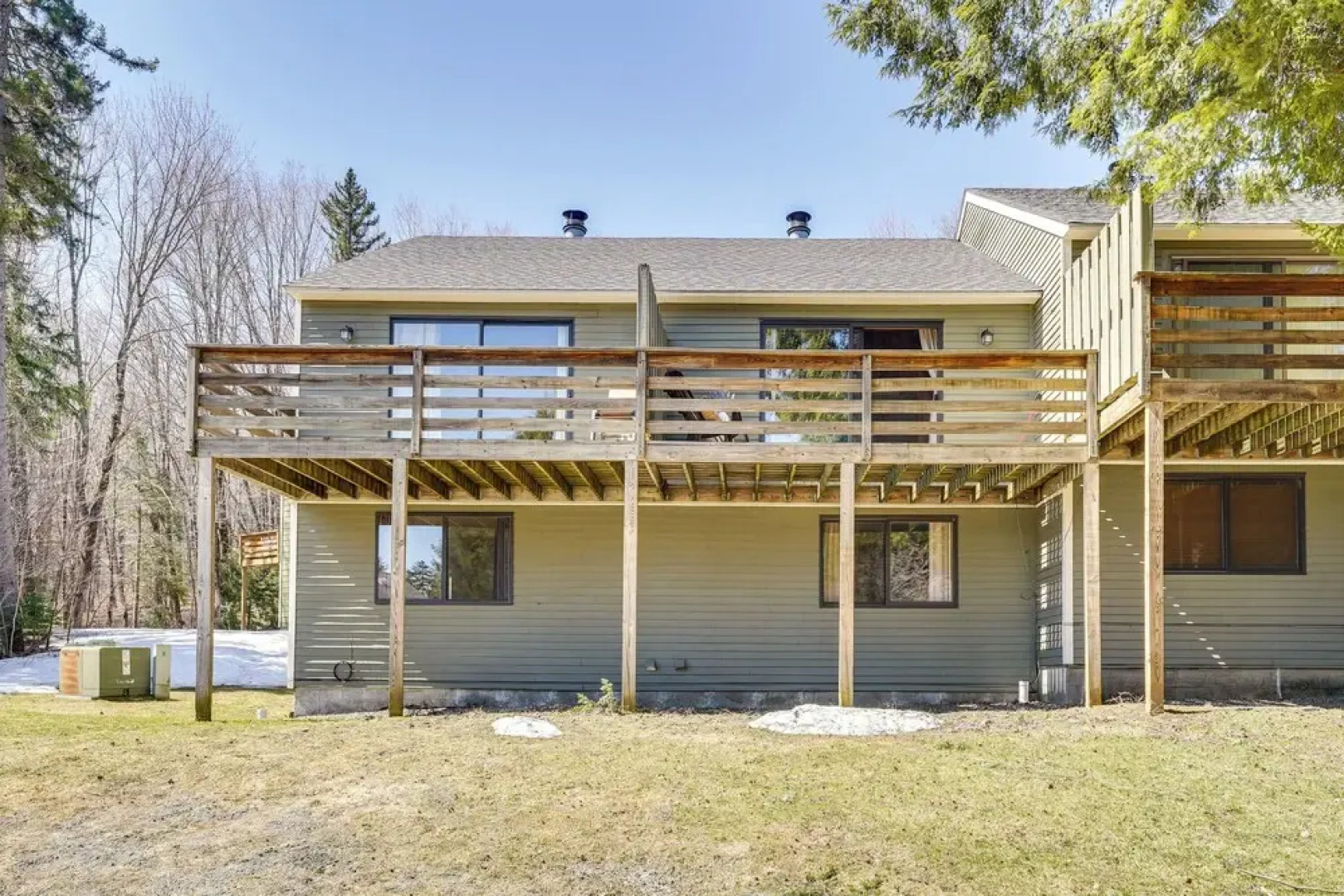 Relaxing Mountain Refuge: 4 Miles to Mt Snow!