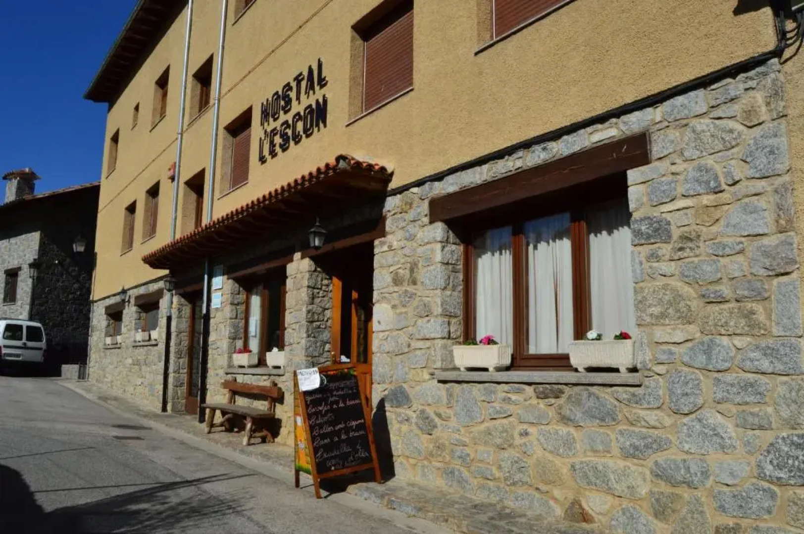 Hostal lEscon
