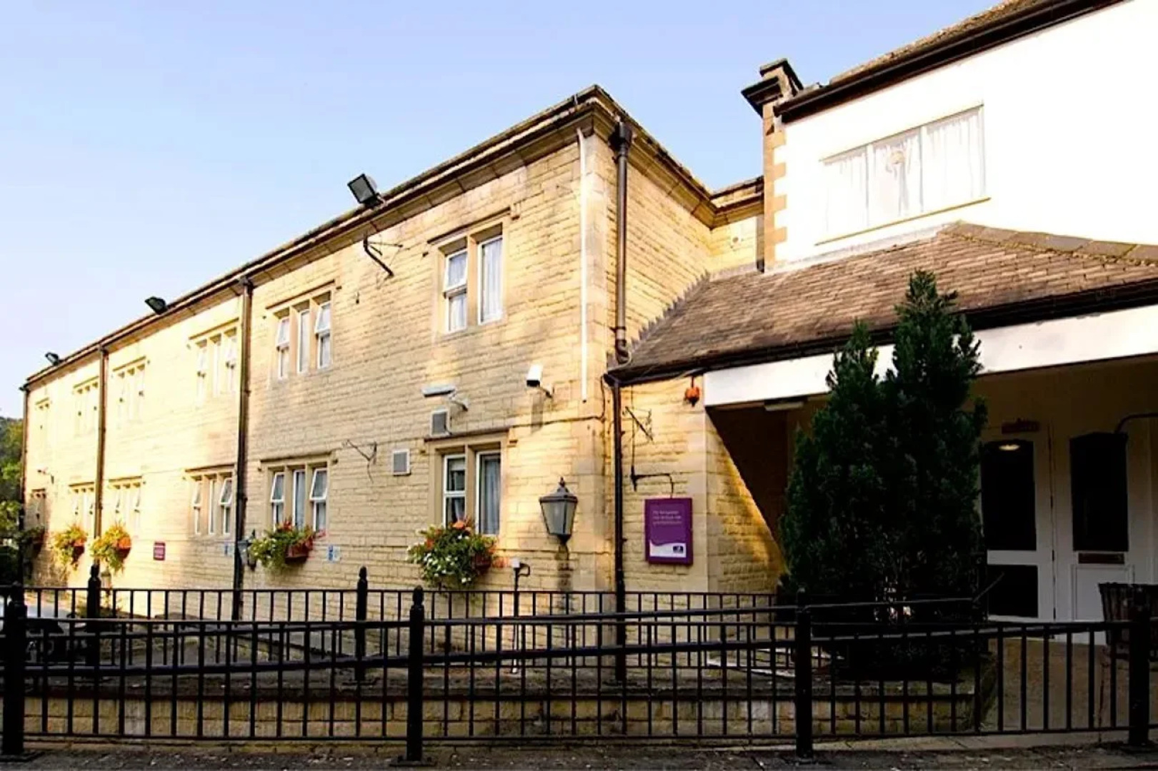 Premier Inn Stroud