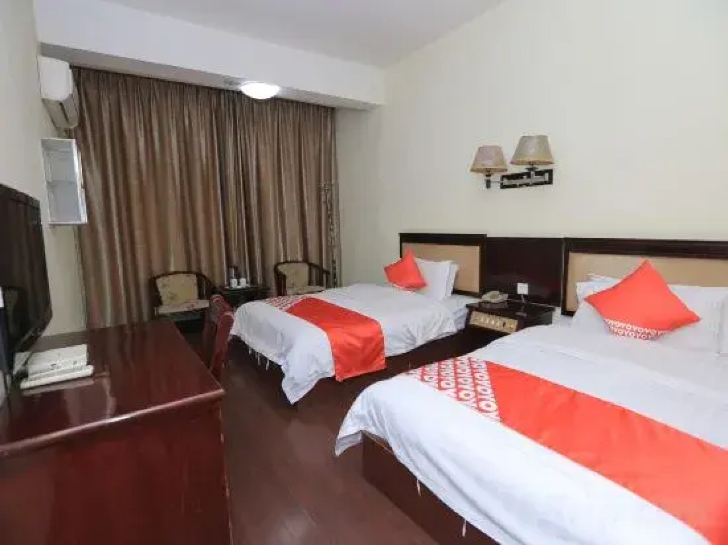 OYO loudi golden shield hotel