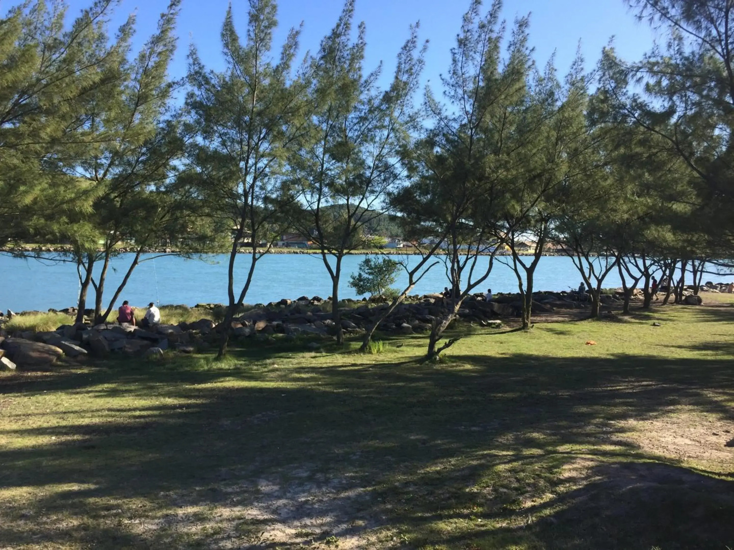 Apartamento 3 Dorm., O Quintal É A Praia E Molhes