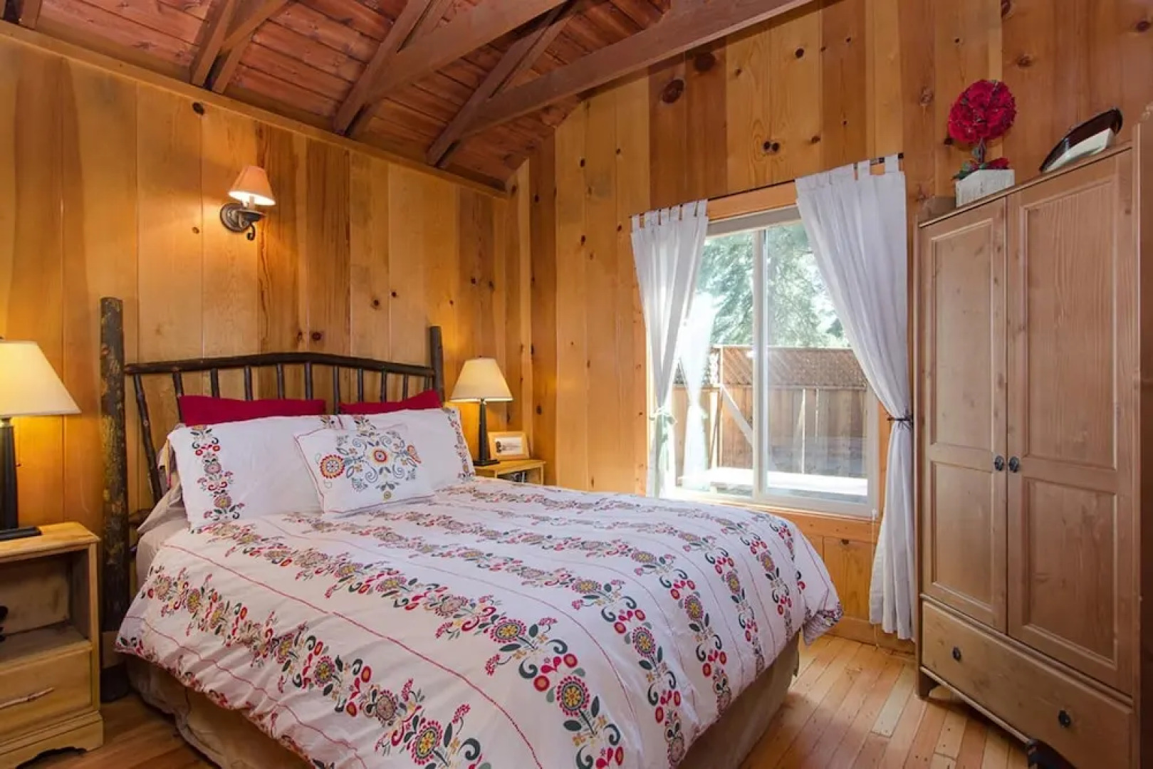 Fever Unit 2090 - 1 Br Cabin