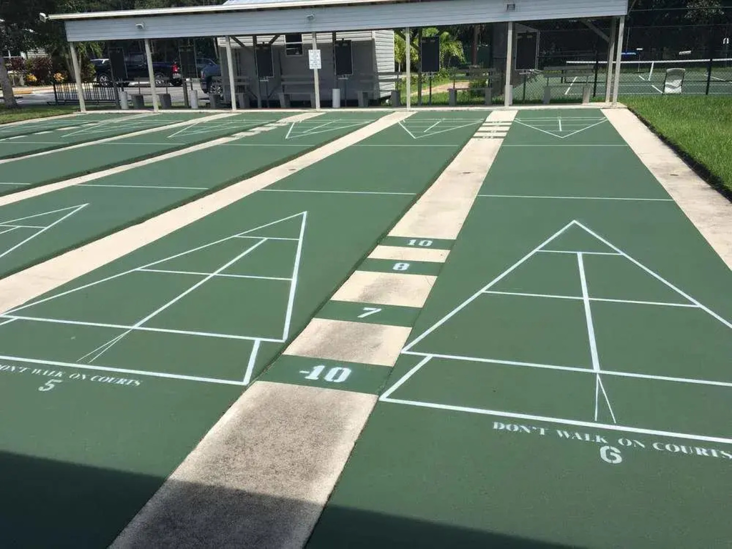 Club Naples RV Resort