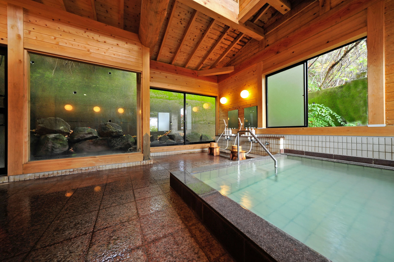 Kusatsu Onsen Nisshinkan