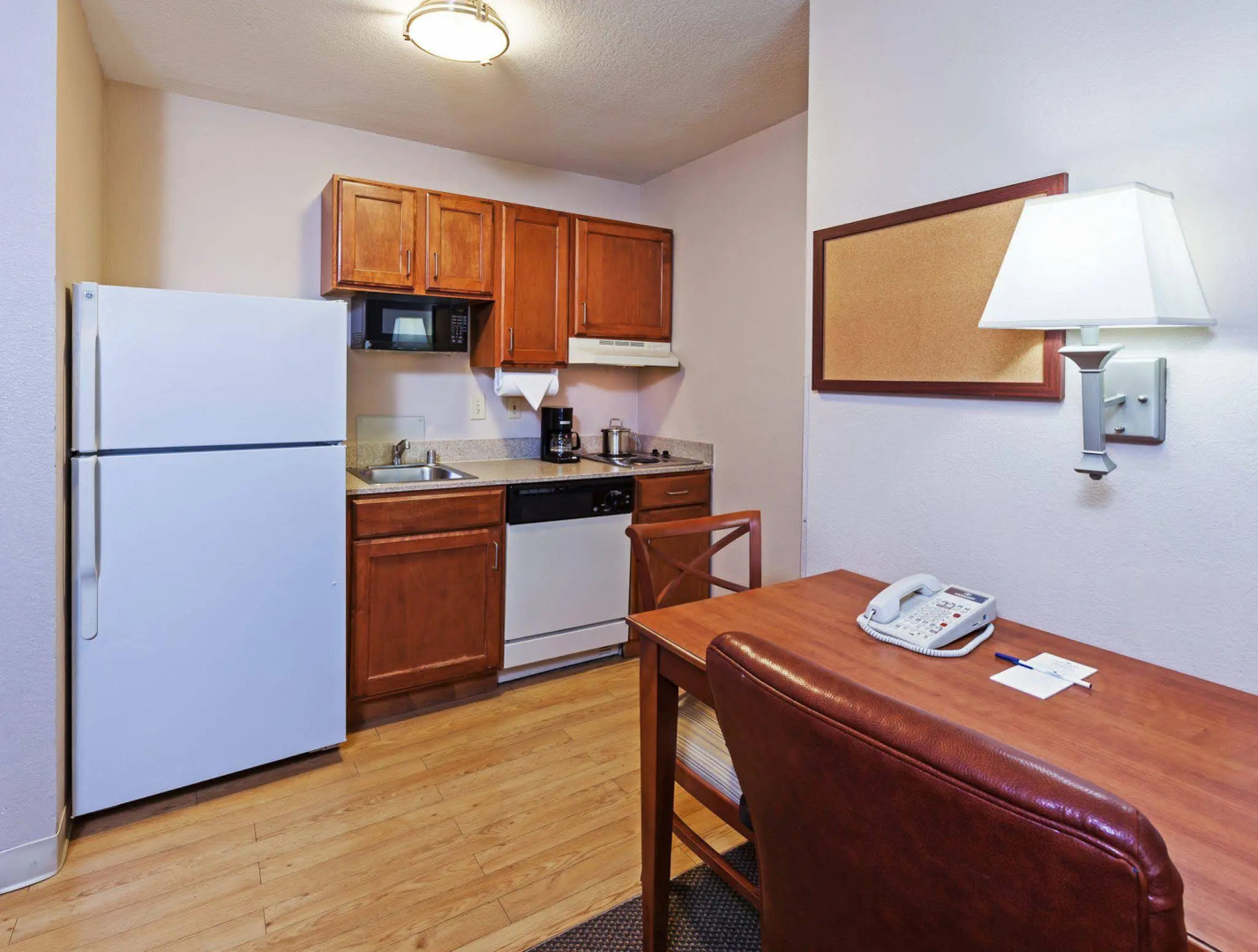 Candlewood Suites Market Center by IHG