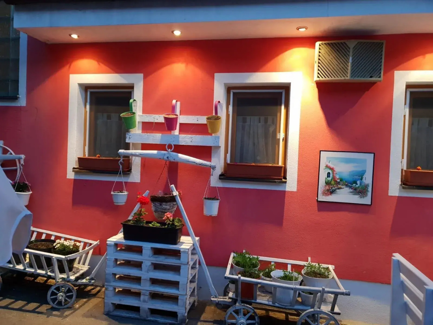 Taverna Kostalui Gasthof Pension