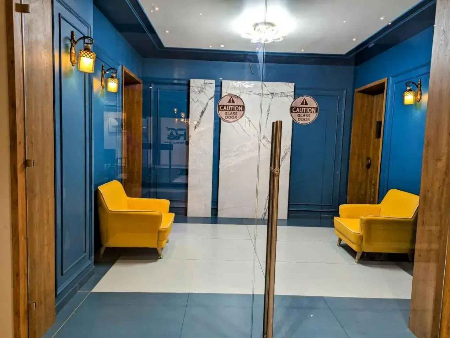 Hotel Red Chillee Restro