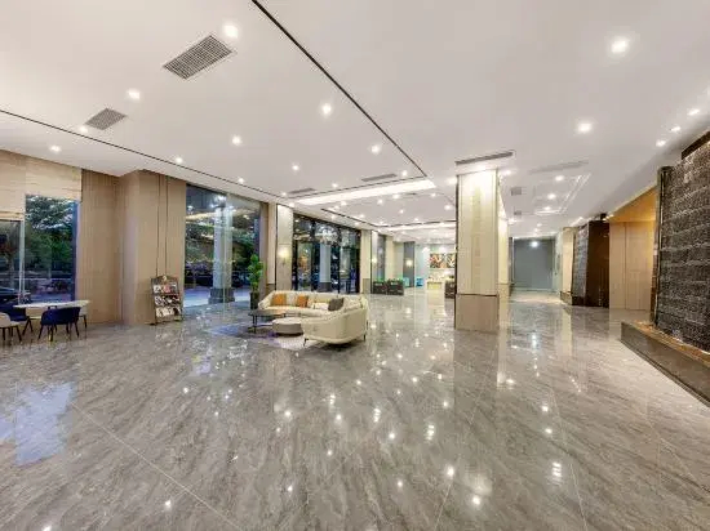 Reebo Hotel (Wenchang Park)