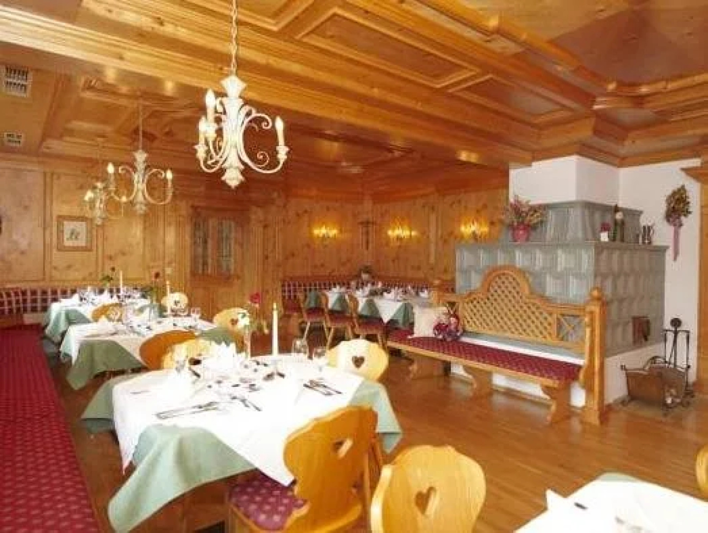 Landhotel Häuserl im Wald