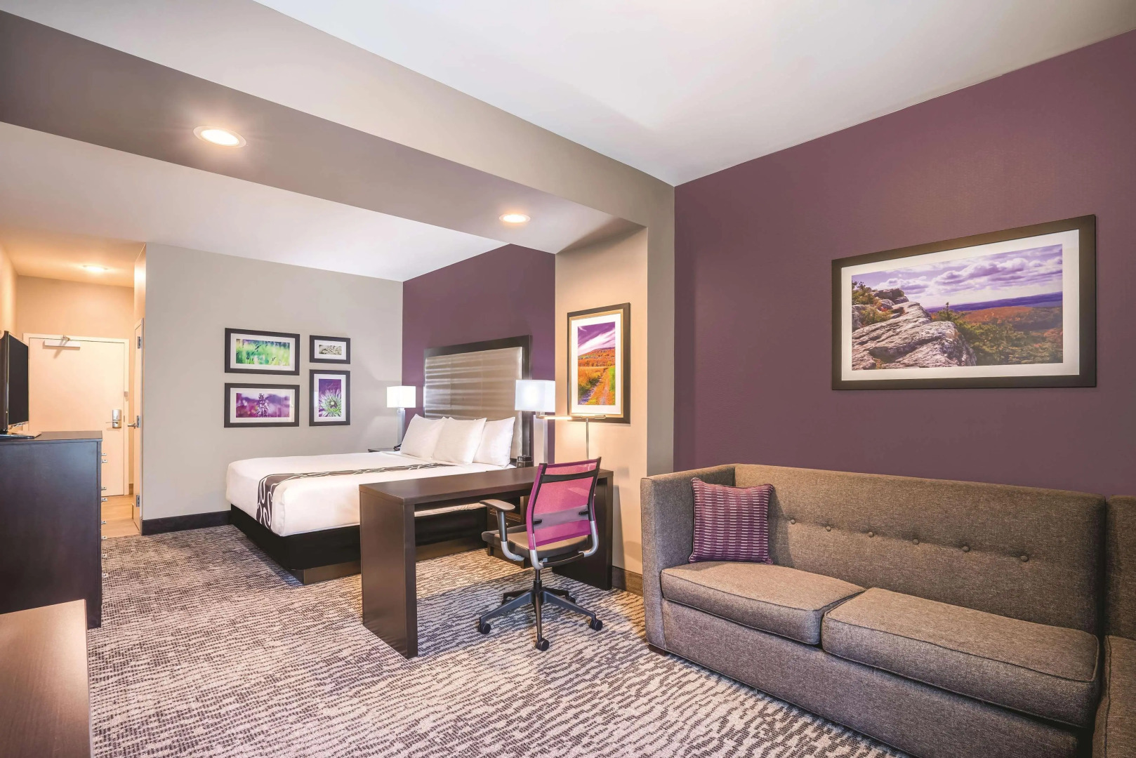 La Quinta Inn & Suites by Wyndham Clifton Park/Saratoga Area