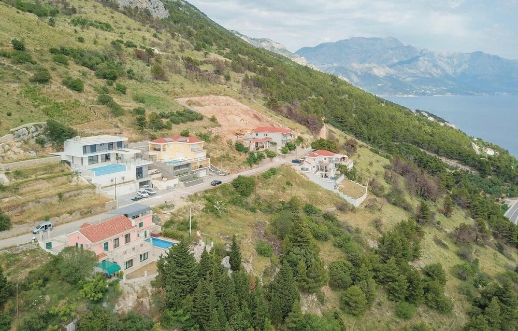 Beautiful Home in Mimice With Wifi and 3 Bedrooms