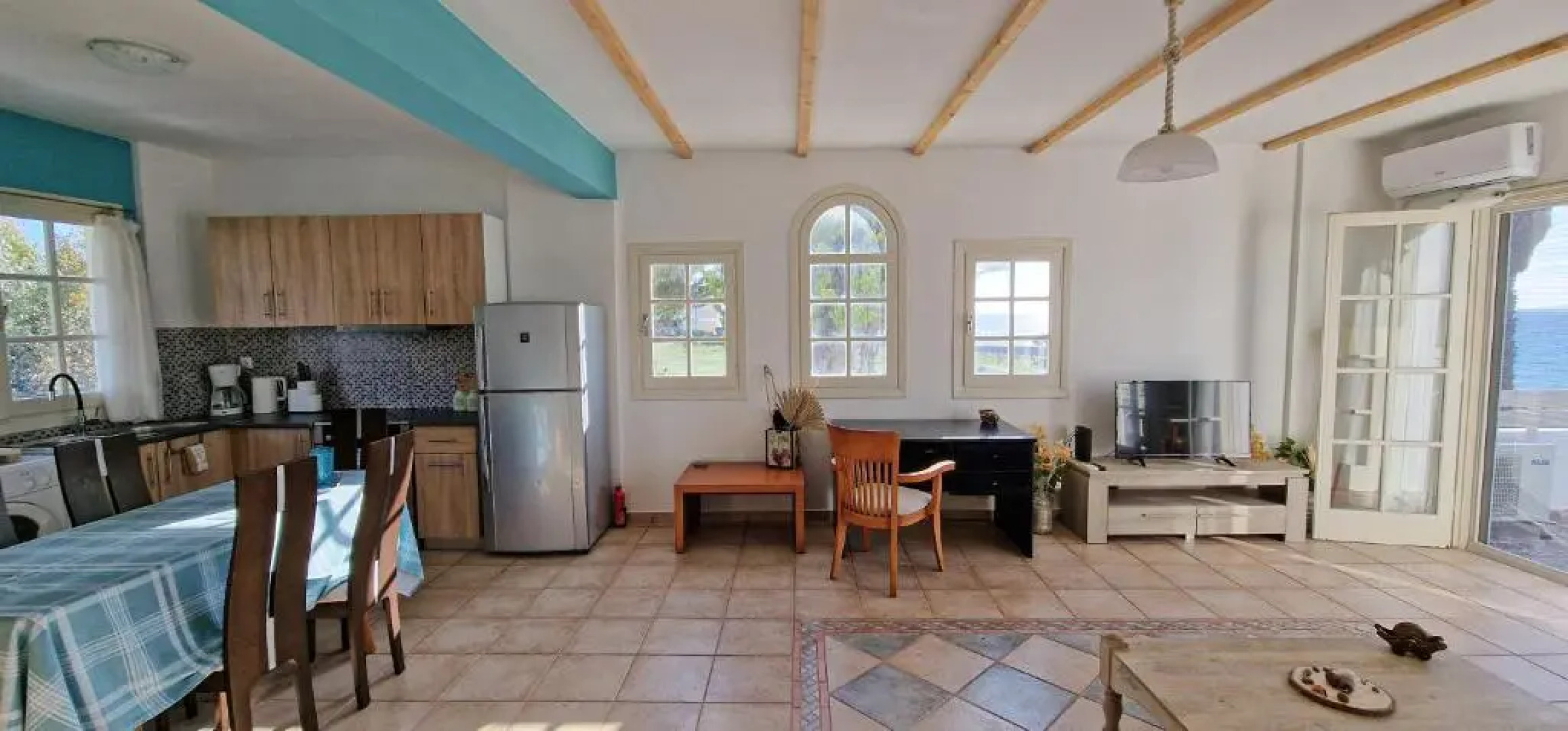 Beachlife: The Apartment