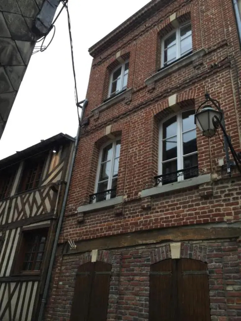 Rue Des Lingots Apartment