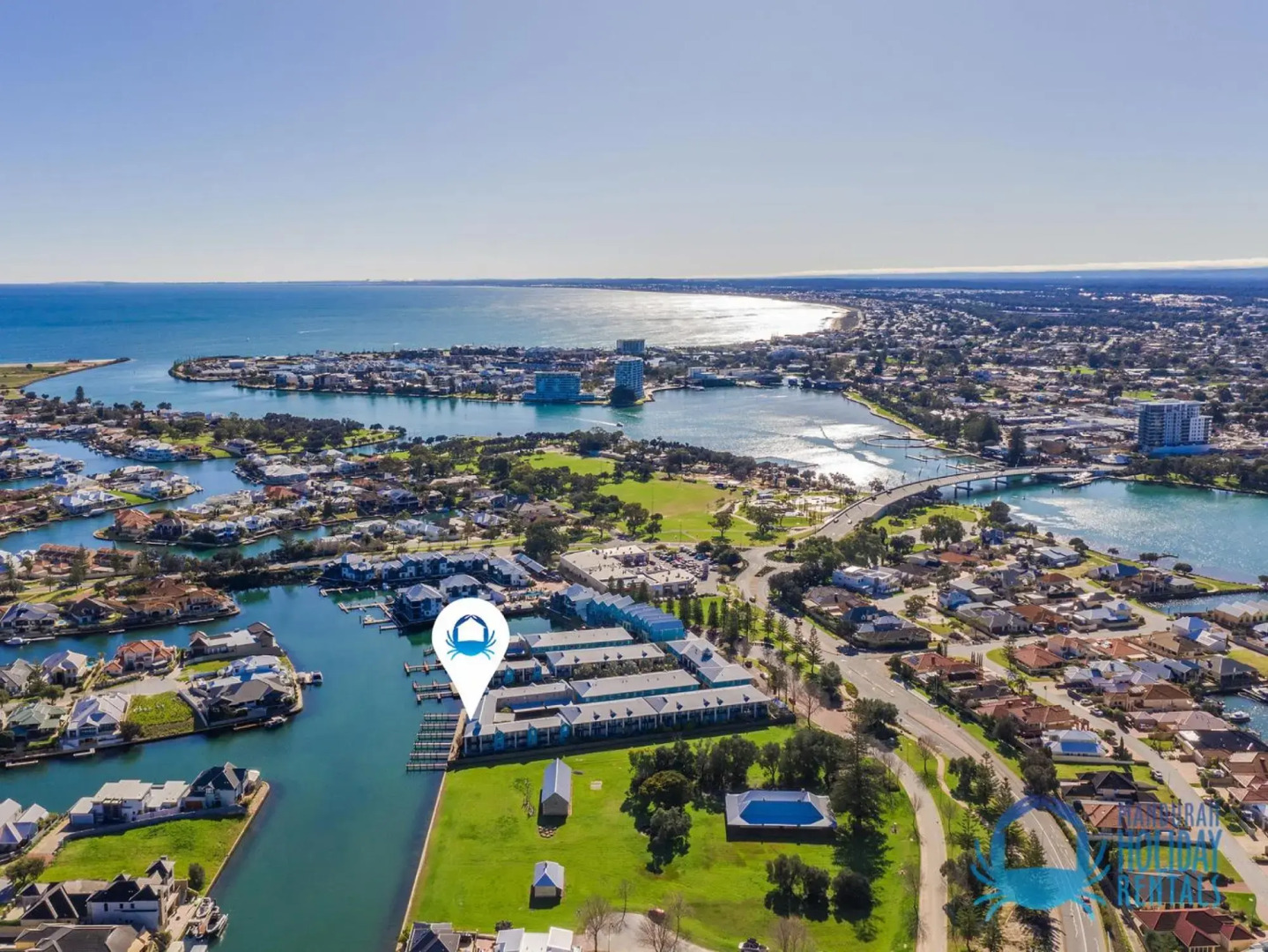 Waters Edge Apartment with Jetty