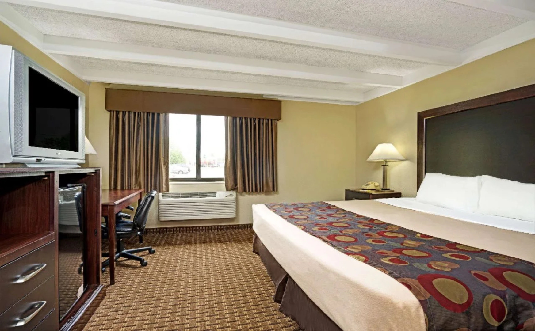 Days Inn Bloomington West