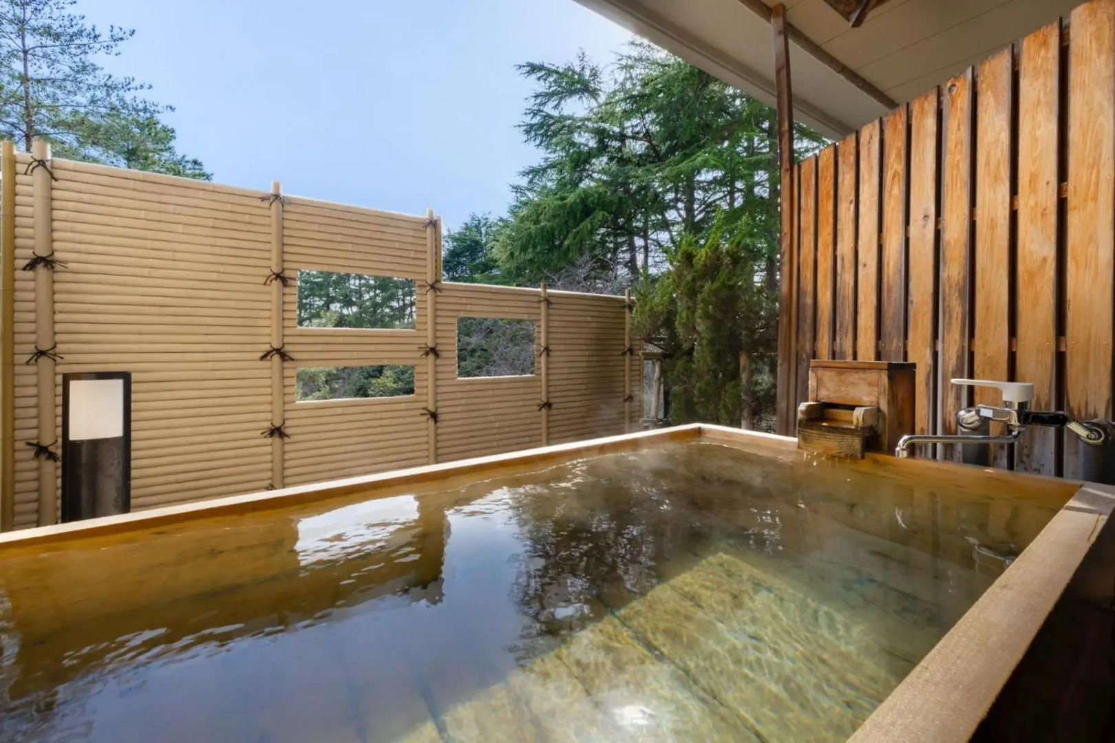 Tatsunokuchi Onsen Matsusaki