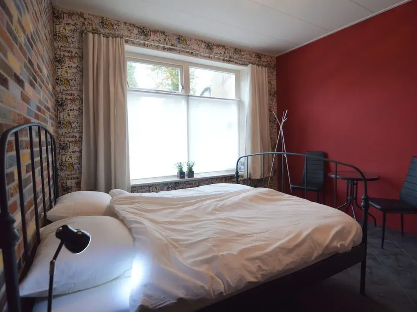 Modern Holiday Home in Easterlittens with Fishing Near