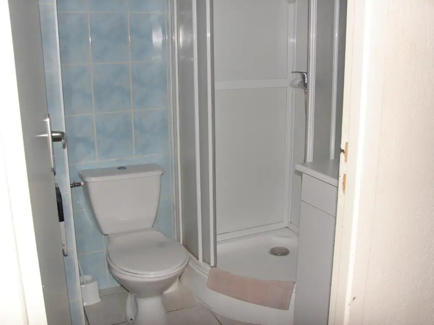 Hotel de Paris et des Voyageurs