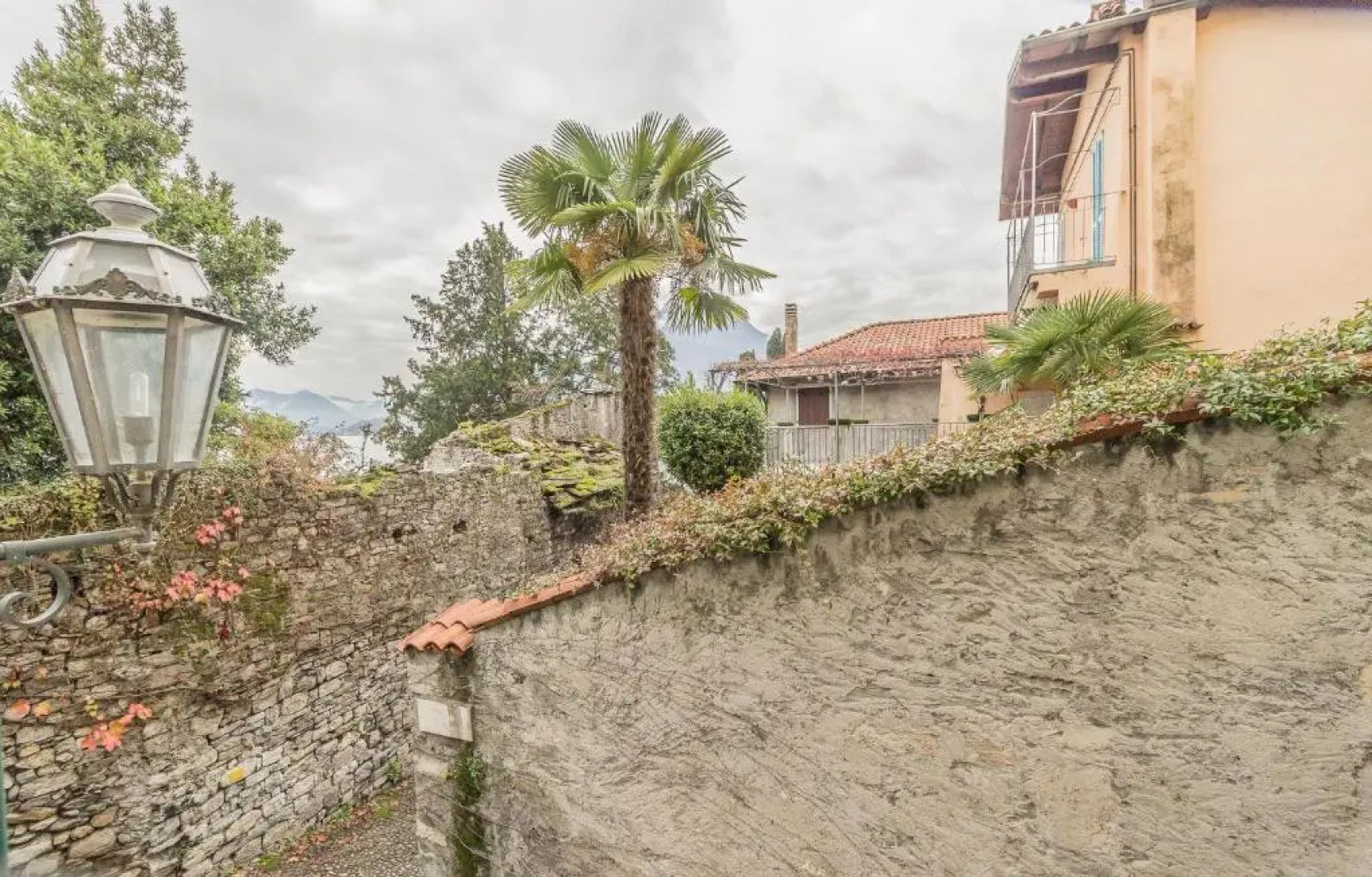 Del Duca Apartment in Varenna