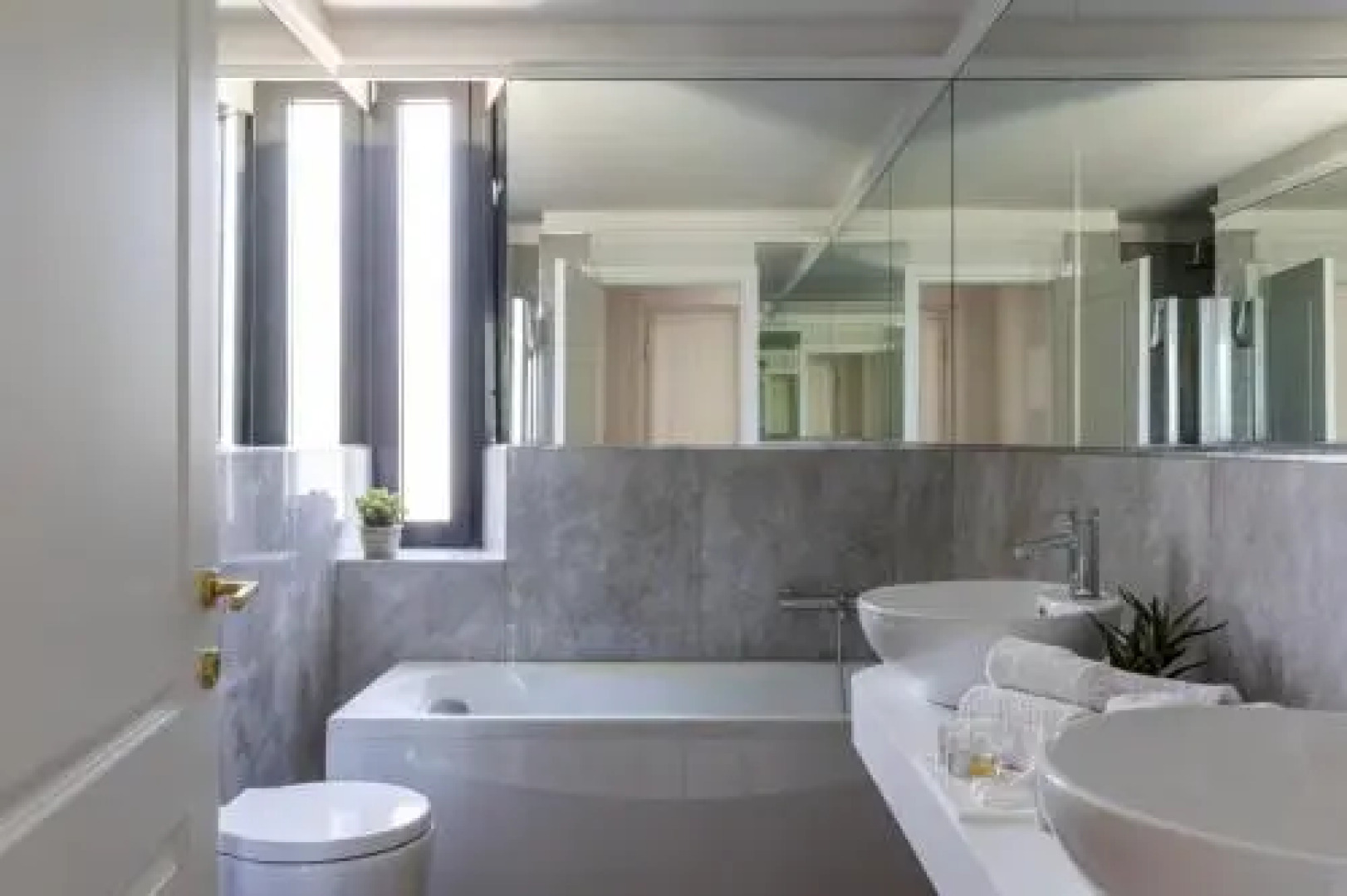 Livia Valeria Palace