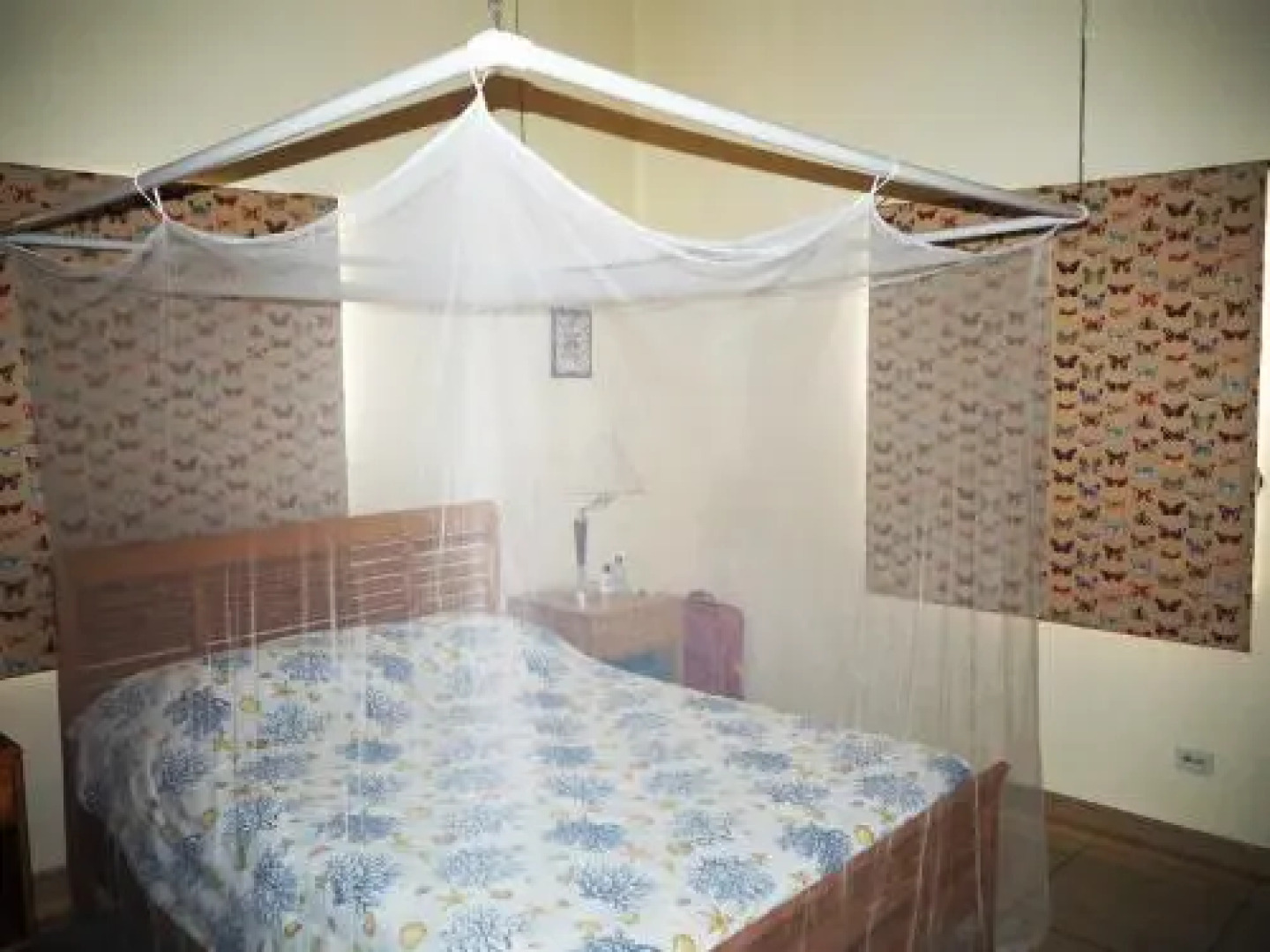 Coral Sands And Carib Edge