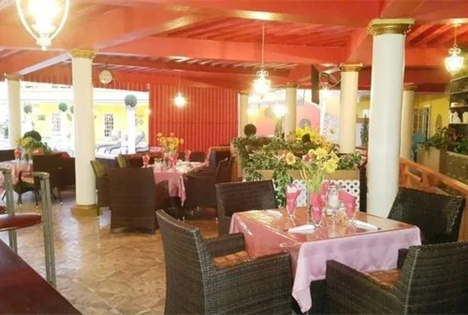 Clifton Hill Manor Hotel