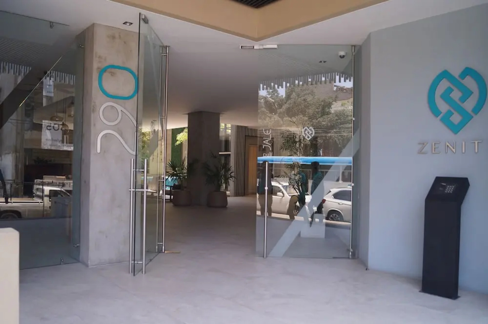 Romantic Zone Zenith Studio