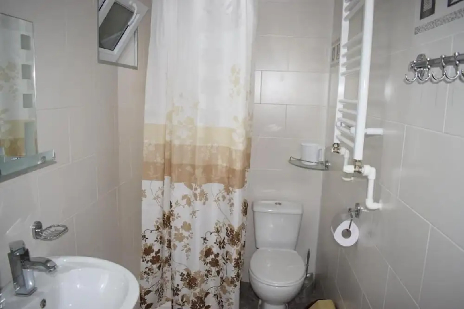 Дом отдыха и винный погреб Lago