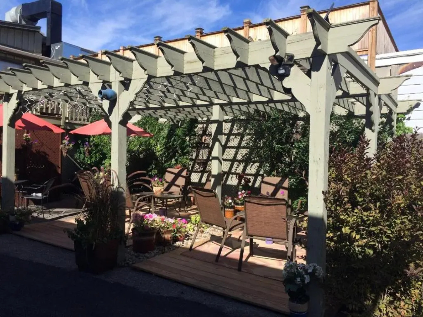 Village Inn Saugerties