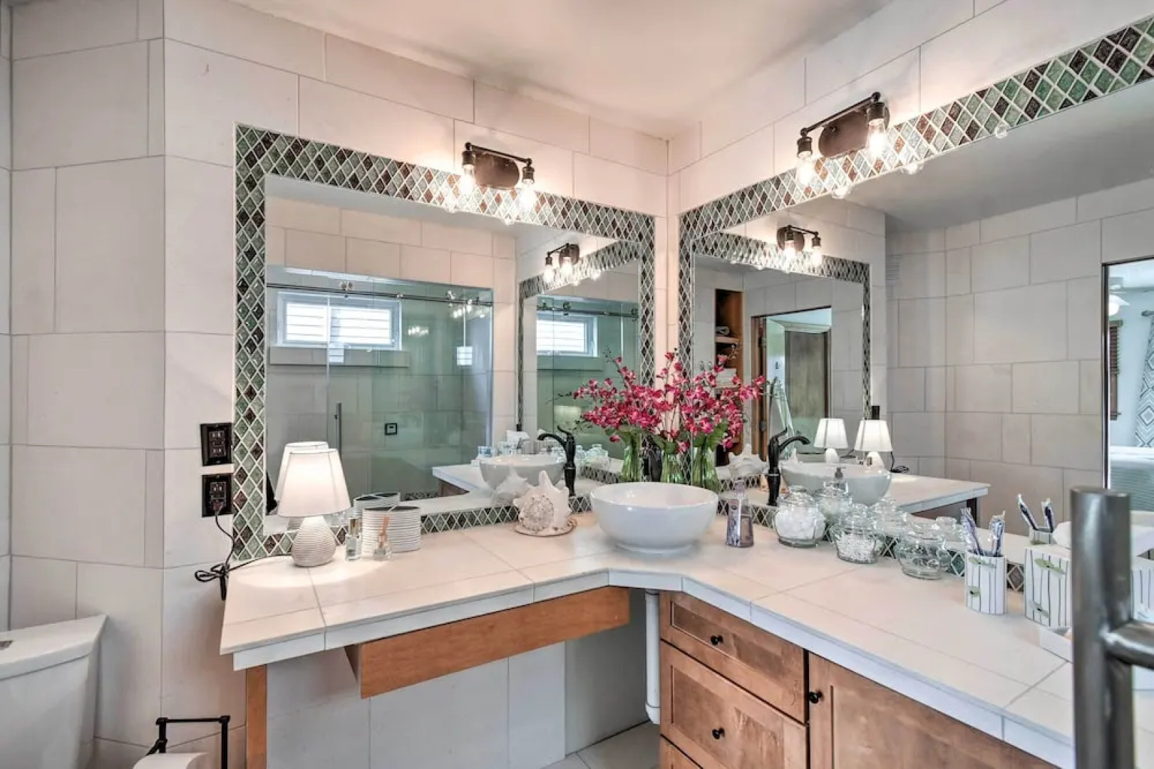 Canal-front Paradise w/ Dock in Kill Devil Hills