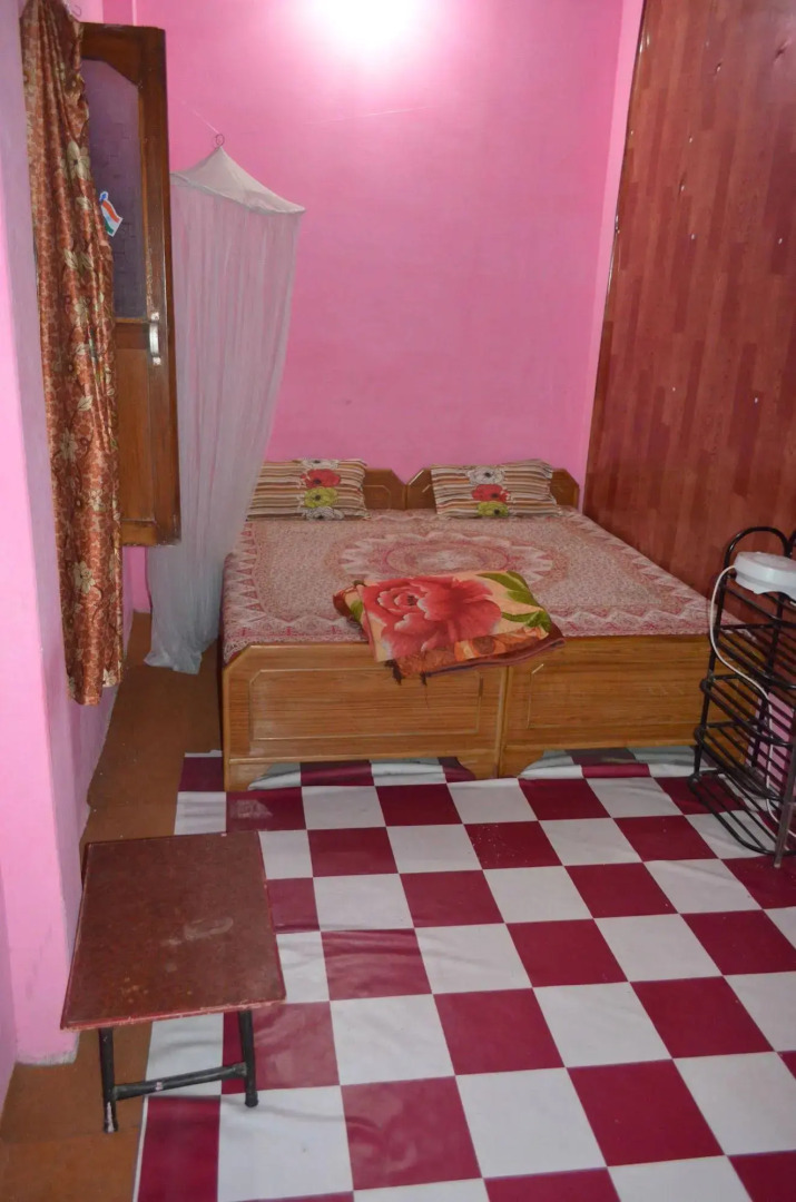 Somit Paying Guest House