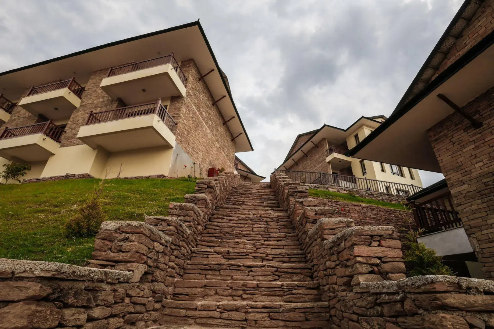 Rupakot Resort