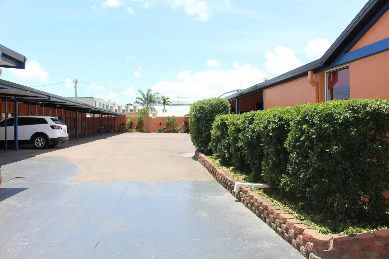 Parkside Motel