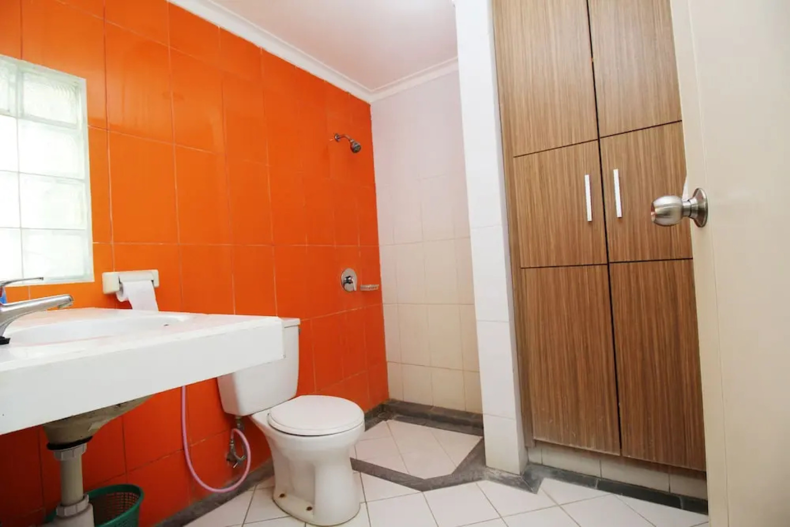 Airy Wenang Sam Ratulangi 199 Manado