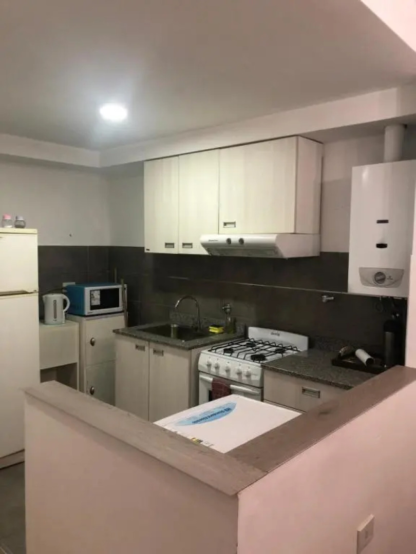 Departamento en Santa Fe, Capital. Con cochera y pileta