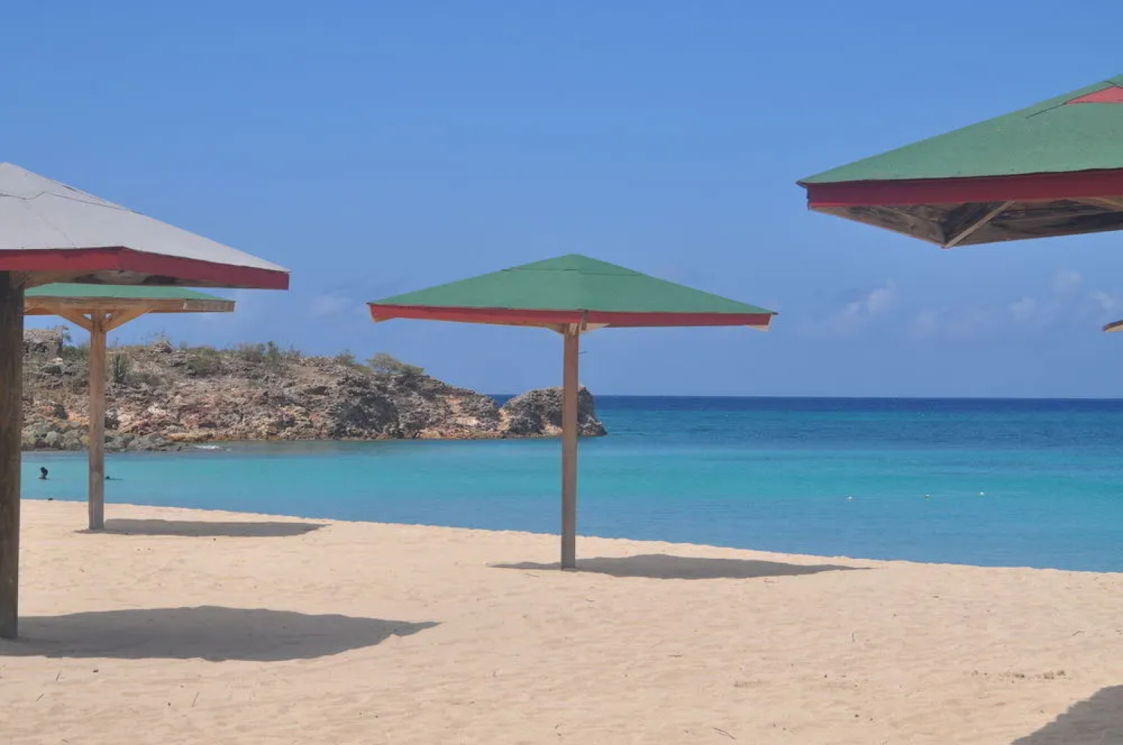 Turner's Beach Cottages
