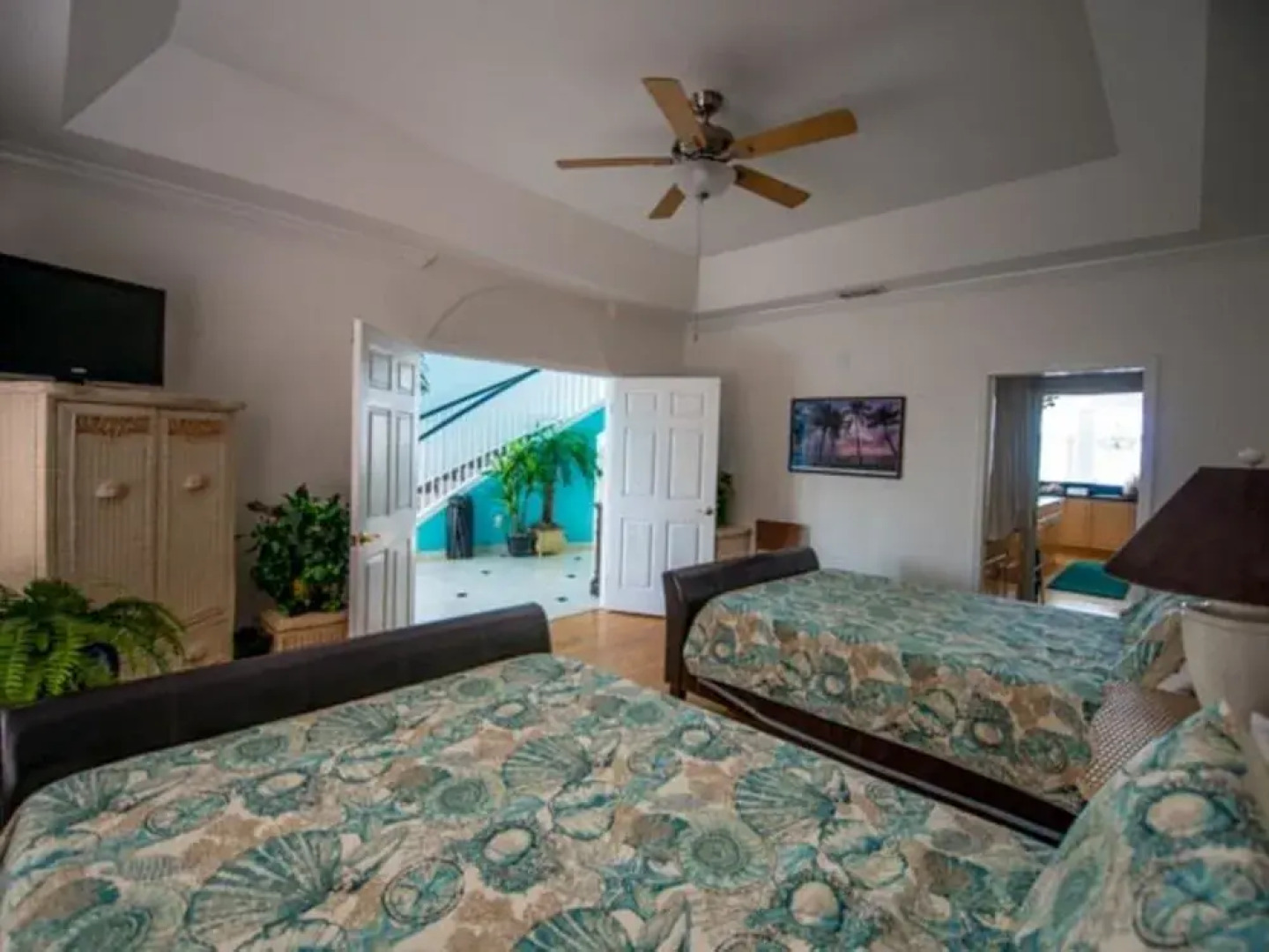 Luxury Beachfront Oasis With Private Pool - Btr 53777