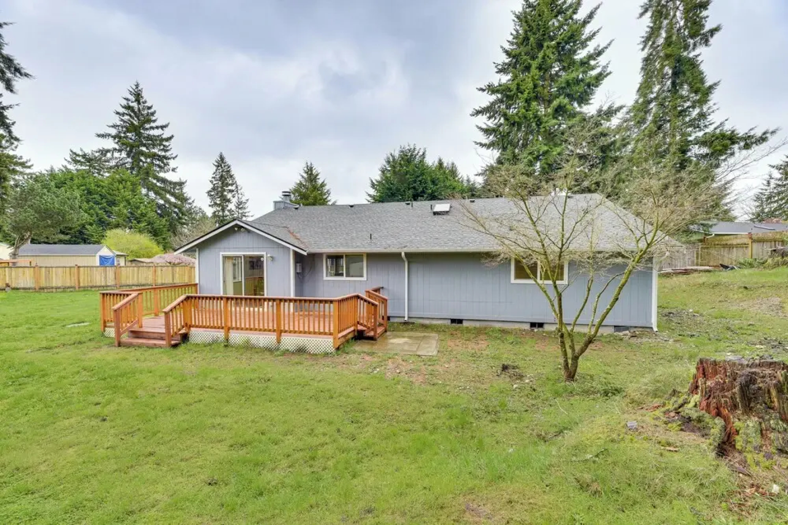 Olympia Home w/ Deck ~ 7 Mi to Amtrak Train!