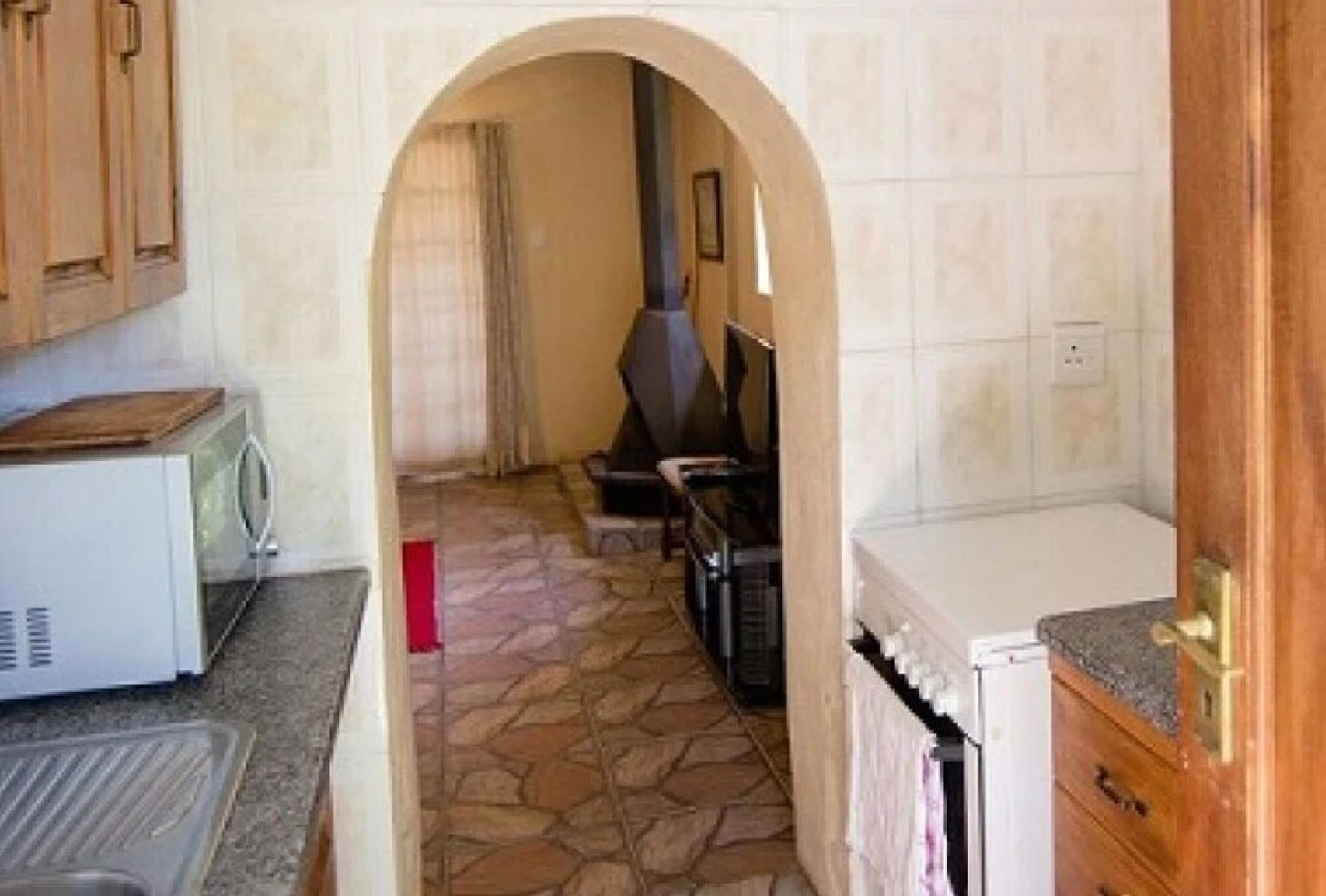 Makonde Cottage