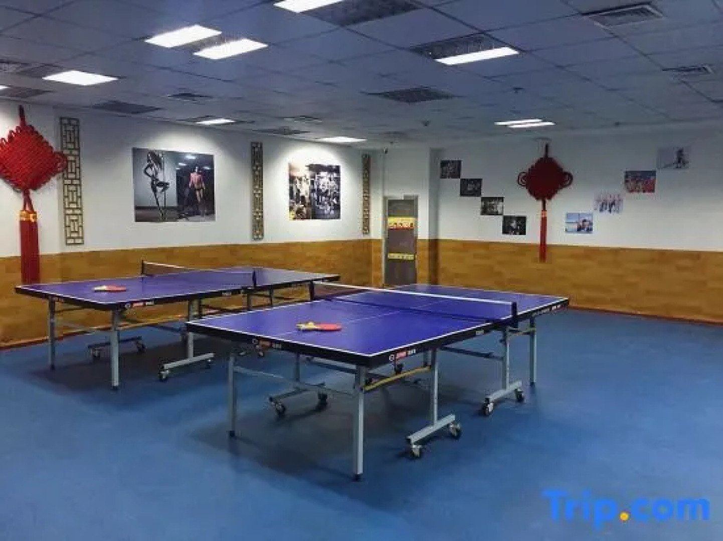 Sunshine Holiday Hotel