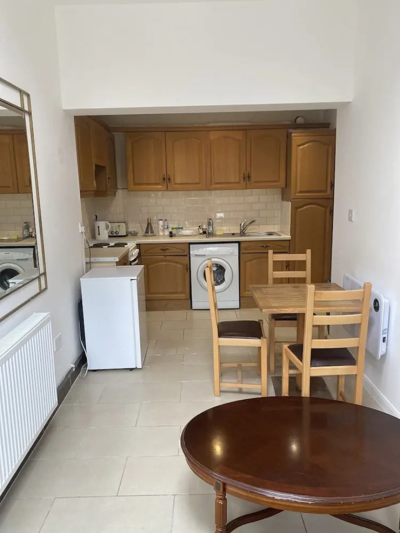 2 En-suite Bedrooms Flat in Kidlington ,oxford