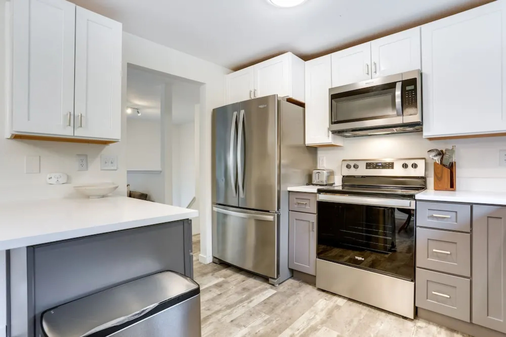 Beautiful Kenmore Retreat Near Marina & Beach!